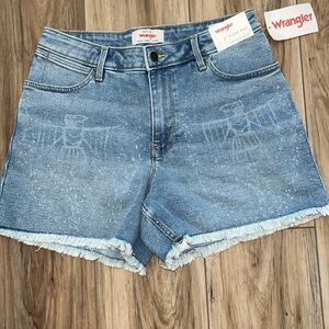 Wrangler NWT High Rise Denim Shorts Falcon Graphic Western Size 8/29